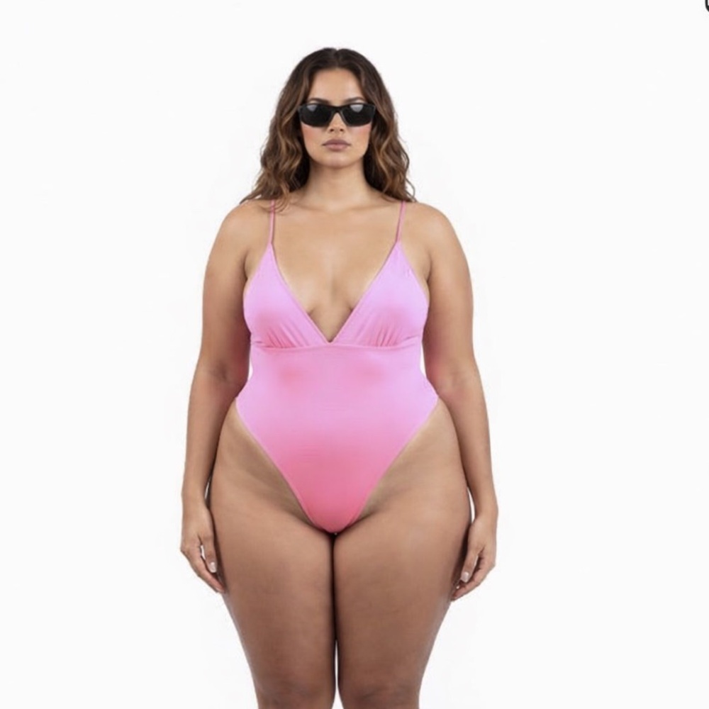 Pink Women's Swimwear v cut thong style reversible pink and fuchsia size L